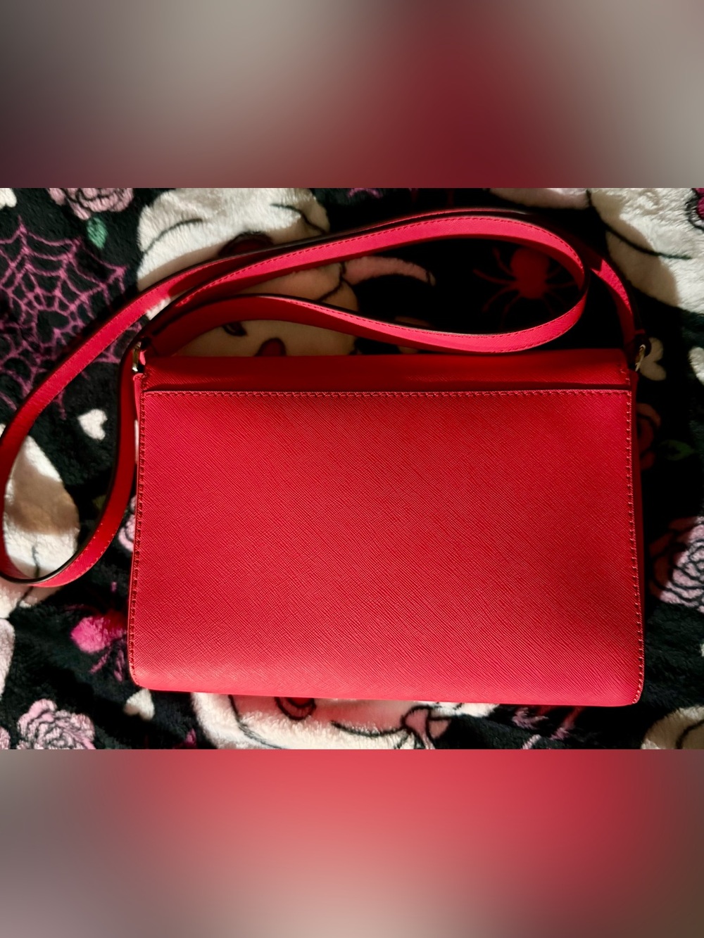 Kate Spade Hot Pink Saffiano Leather Crossbody Bag LIKE NEW - Picture 2 of 16